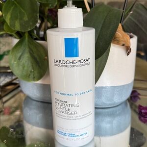 La Roche-Posay Hydrating Cleanser